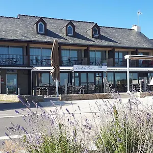 hotel-du-port-sarzeau.inbrittany.com/